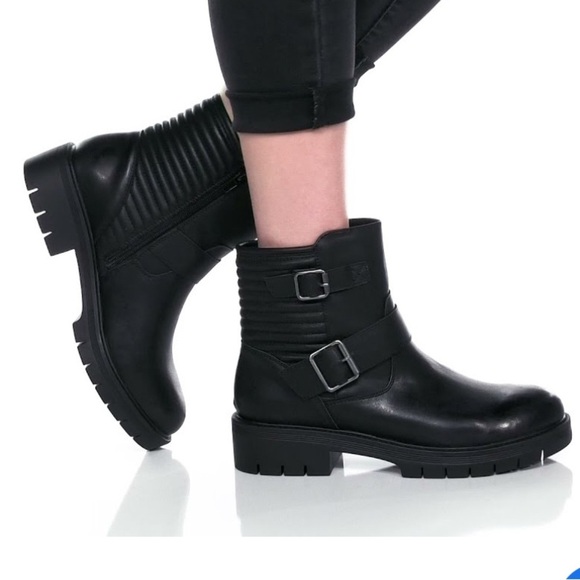 MIA Shoes - Black moto lugsole chunky MIA combat faux leather boots ankle buckle booties